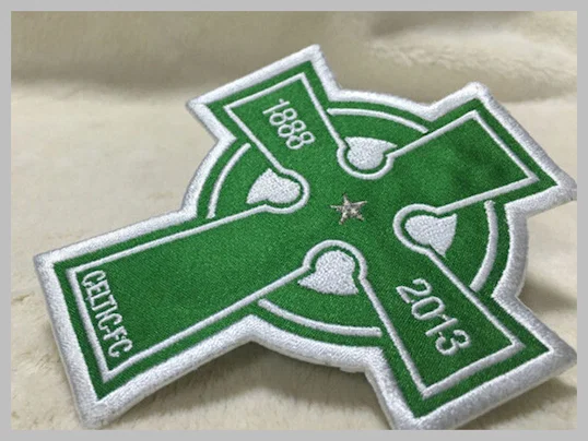 Beautiful Oval Custom Clothing Patches Embroidered Sew On Badges Eco - Friendly